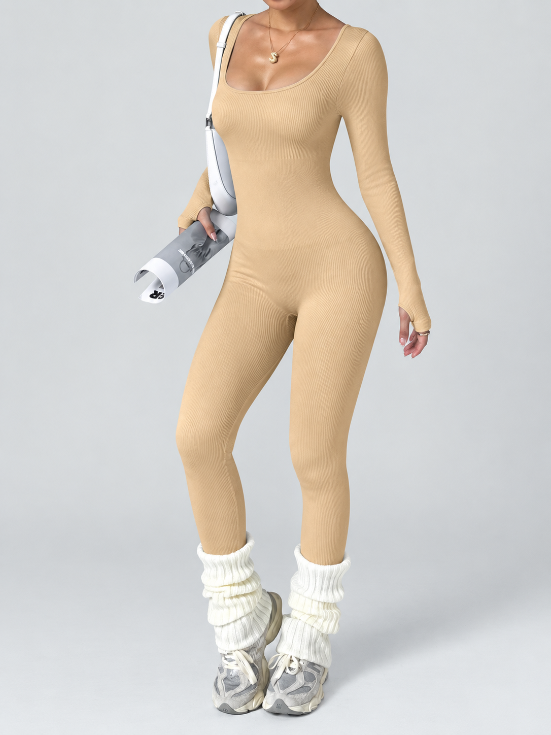color-beige 